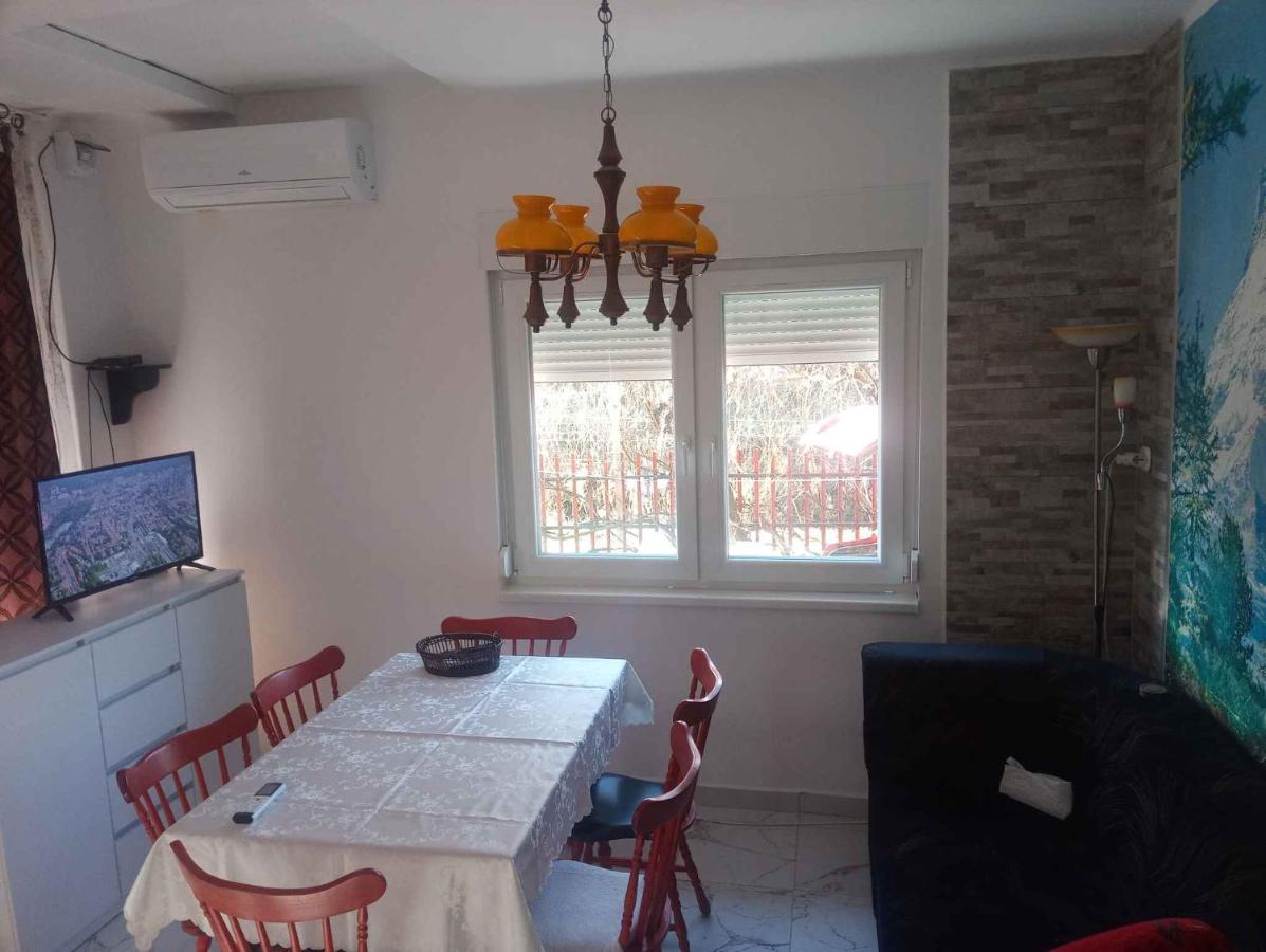 Holiday Home In Balatonfenyves 18465 المظهر الخارجي الصورة